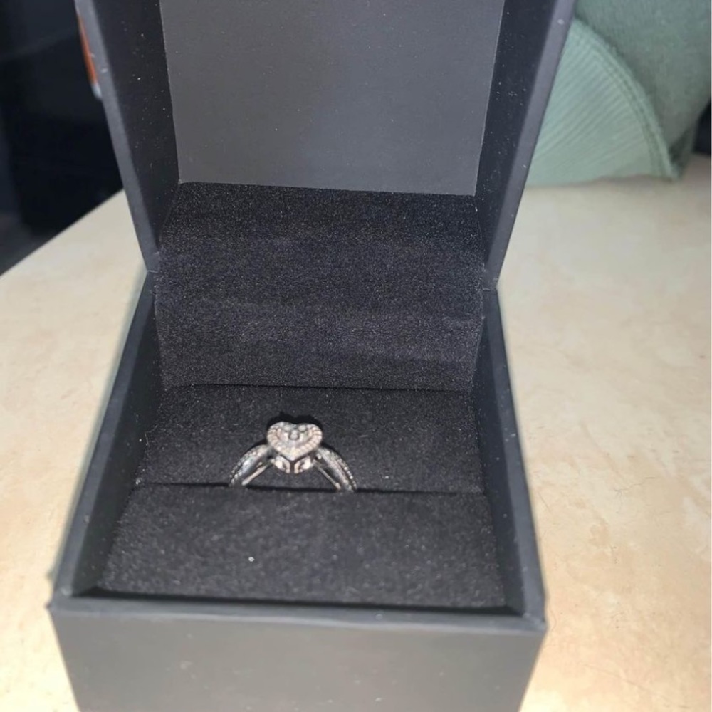 Zales Sterling Silver Ring- Size 6.5. Never worn because it did not fit.